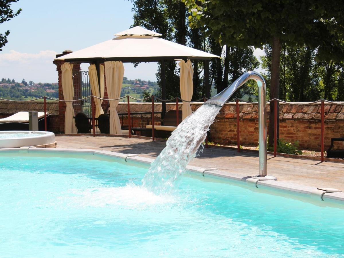 Montaldo Castle & Resort Montaldo Torinese Eksteriør billede