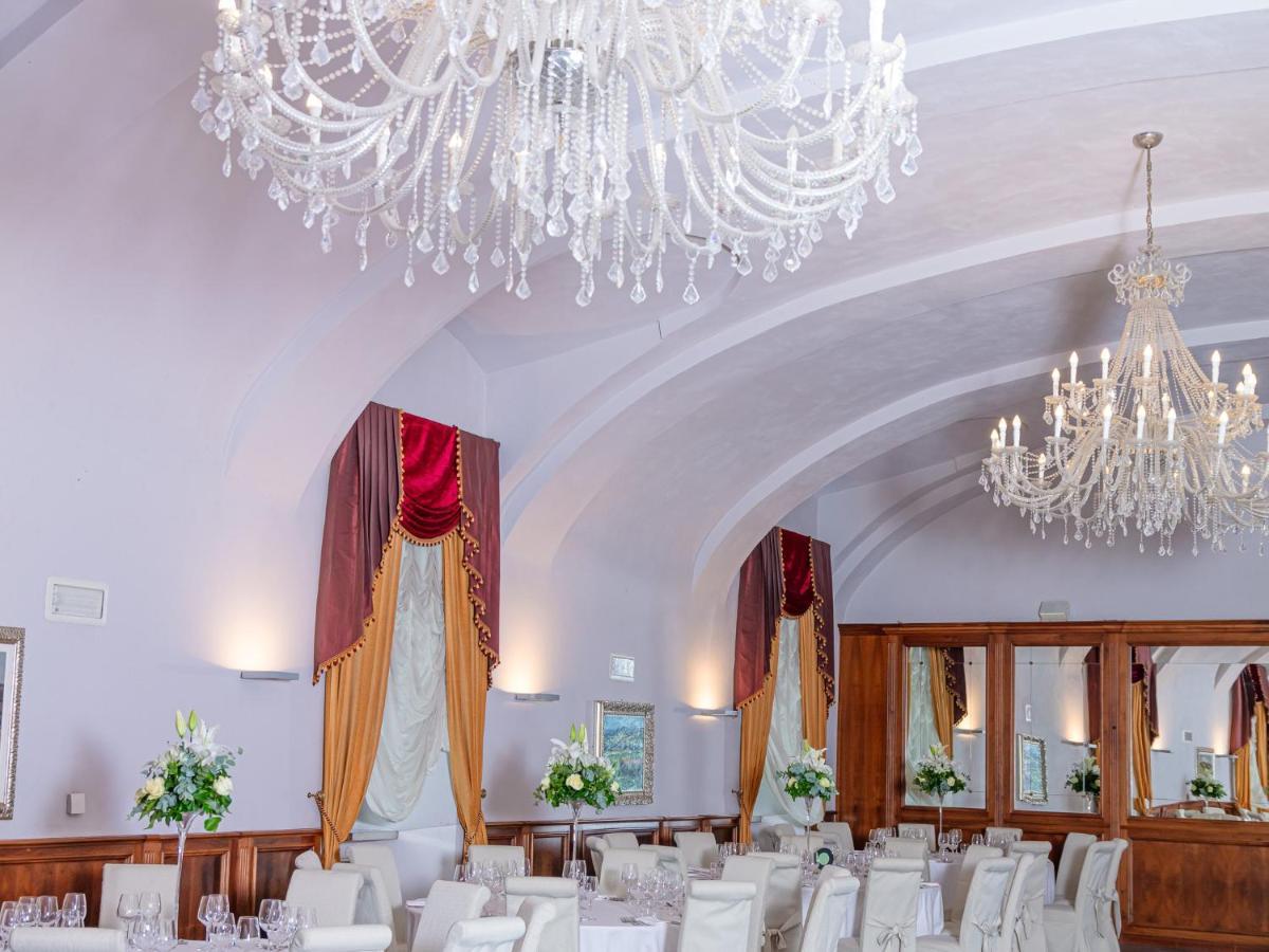 Montaldo Castle & Resort Montaldo Torinese Eksteriør billede