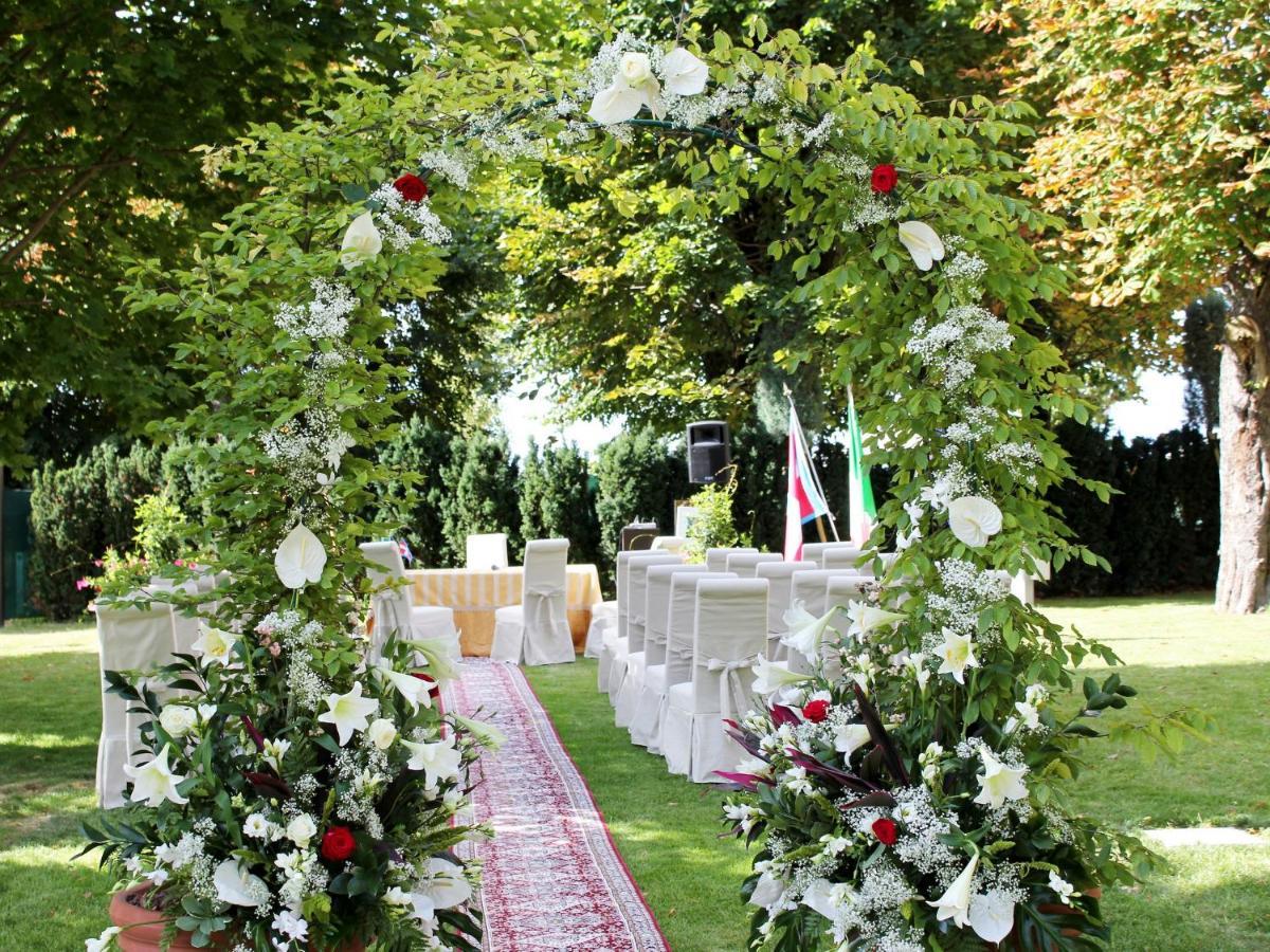 Montaldo Castle & Resort Montaldo Torinese Eksteriør billede